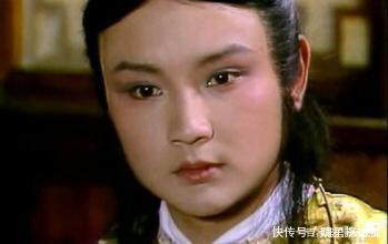 丫头@10岁的雪雁背井离乡,陪黛玉去人生地不熟的城市打拼,非等闲之辈