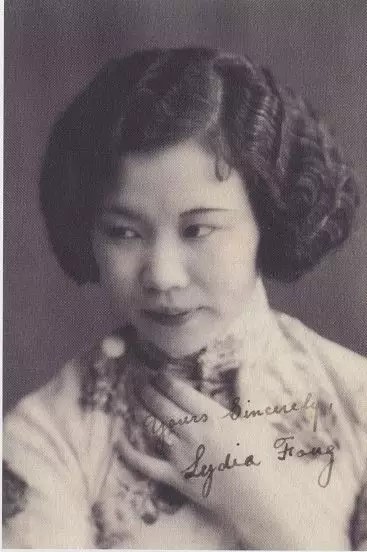 曼彻斯特$一人养八个孩子,一幅画换一套房,她奋斗一生,活到92岁淡泊离去