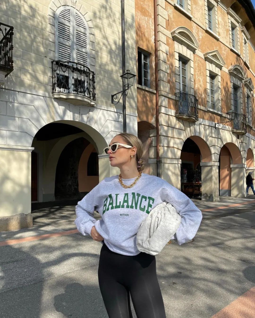 包臀裙|你可以永远相信卫衣，甜酷复古，秋冬必备