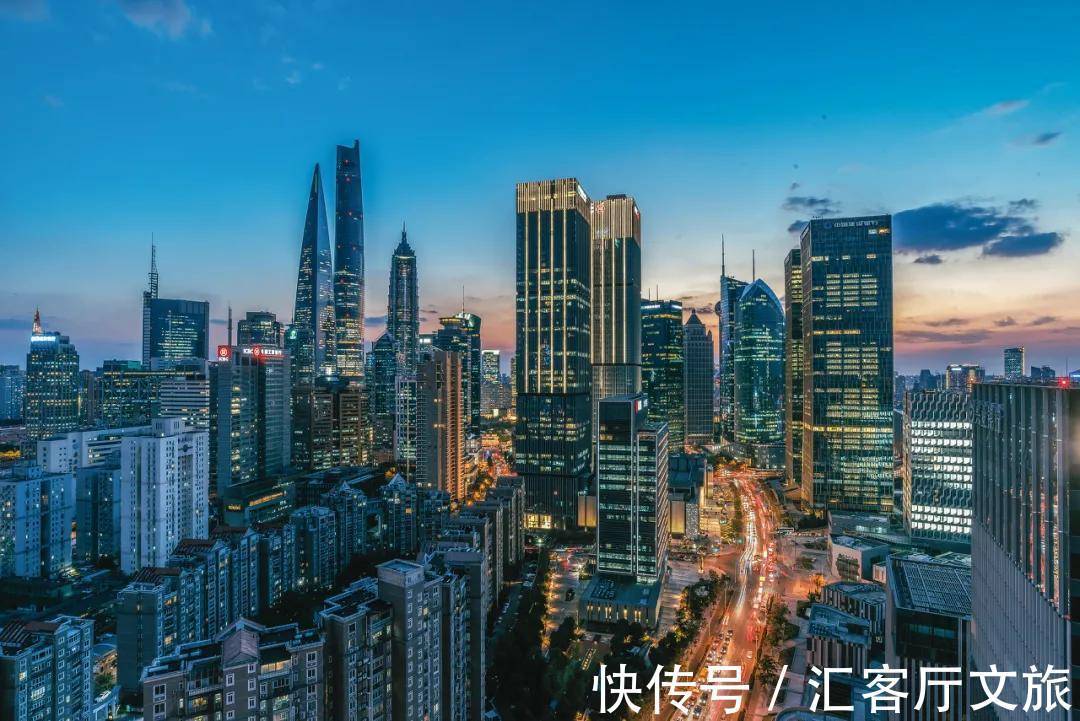 繁华|媲美纽约,比巴黎风情,“东方不夜城”去一次相当于环游世界