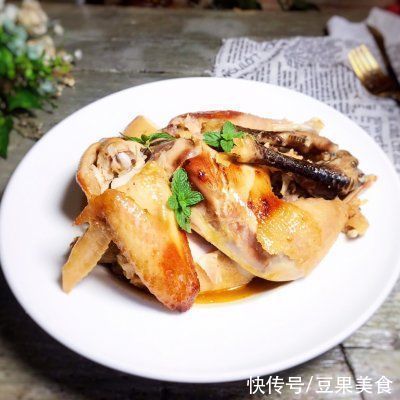 常吃|最常吃的家常菜，还属#夏日开胃餐#特色盐焗鸡最诱人