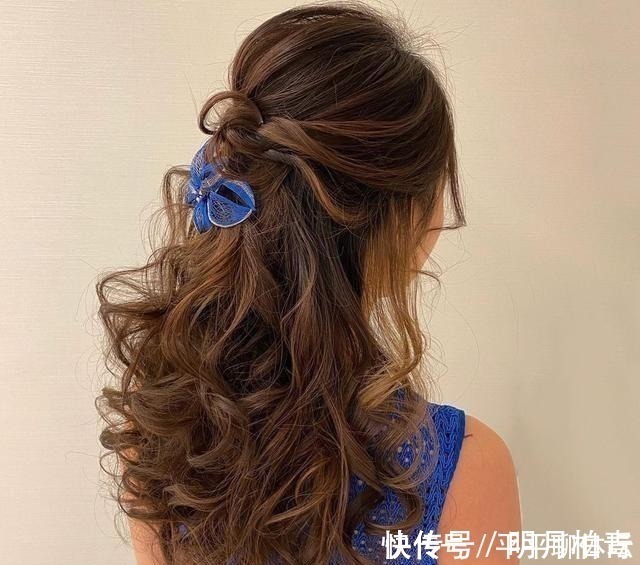 全头 女人过了40岁发型别乱剪,不如试试这12款,无论长短都很美