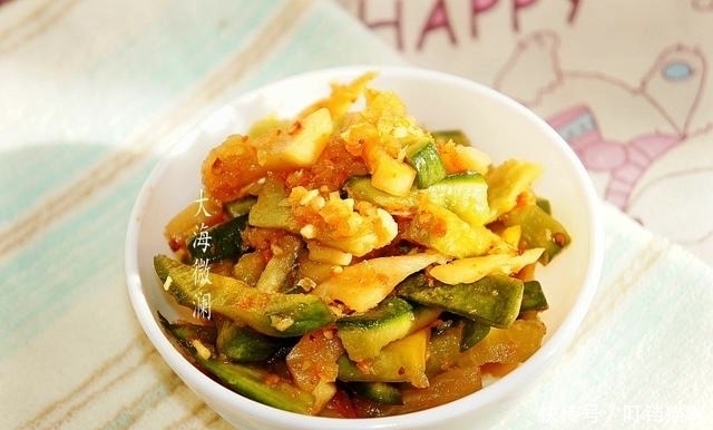 晒干|腌萝卜条不用晒干,简单几步,清脆爽口,香辣下饭,半年不坏