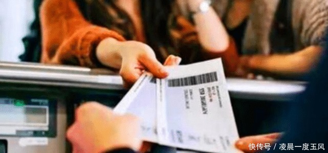 国外小伙曾花25万买一张机票,航空公司暗自窃喜,如今却想收回