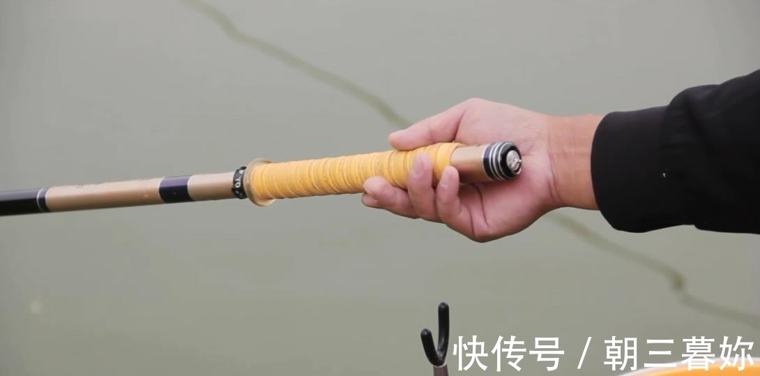 倒春寒如何钓鱼?心里揣好以下3招,这边手打着颤那边鱼上着钩