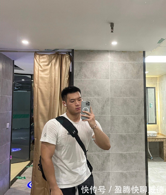 爆棚|又壮又帅的肌肉小哥,练就霸气麒麟臂,荷尔蒙爆棚,男友力十足!