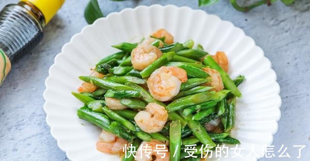 女生晚餐吃对了，不用节食也能瘦，边吃边瘦，不想瘦的别吃