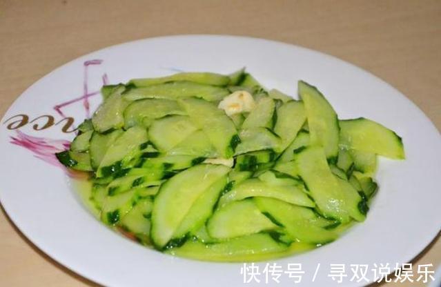 一道菜|南方人一家4口的晚餐，花了80元做了8菜1汤，北方人看不下去