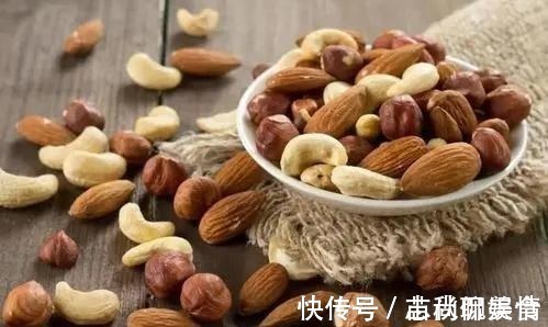 医生|玉米是高血脂的“发物”？医生：想降脂的人，这2种素食尽量少吃