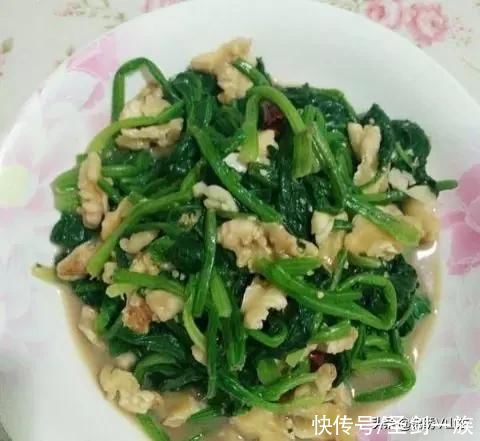 魔芋豆腐|馋得人直流口水的家常菜，味道真给力，配上米饭，美美地享用吧