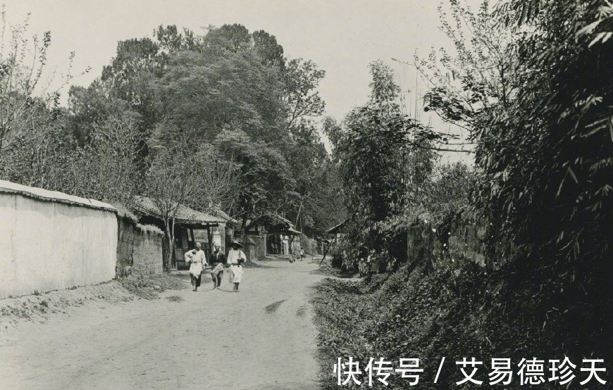 茅草屋|1909年的成都，落后但同样美丽，人心也质朴