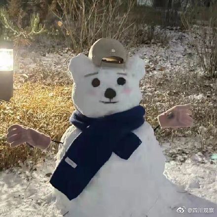 女儿|为女儿堆的大熊雪人火了