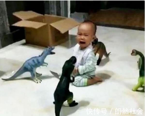 四大神兽|宝爸为打游戏,派“四大神兽”镇守宝宝,宝宝:咋滴想封印我啊