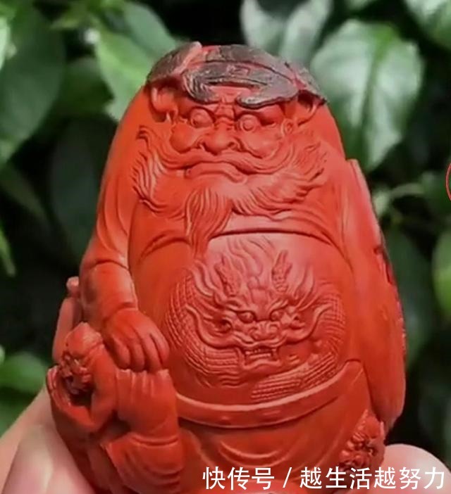 买南红别被乌石打了眼