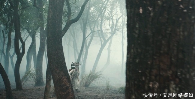 古代进京赶考的考生，手无缚鸡之力，为何没有山贼敢抢他们？