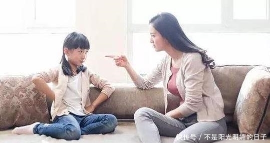 亲戚|熊孩子弄坏亲戚耳机,妈妈不以为然,看到发票瞬间不说话了