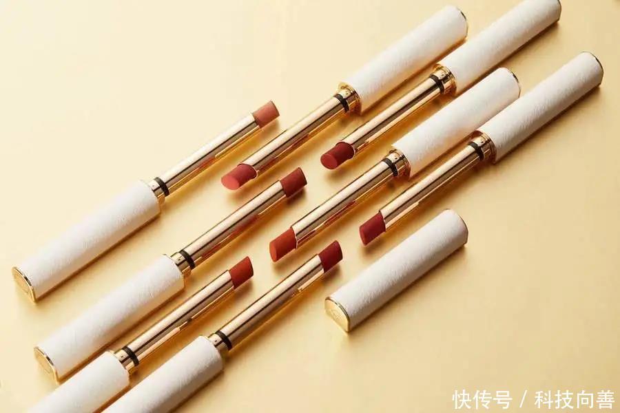 日记|完美日记IPO:“渠道打工人”能否完美转型?