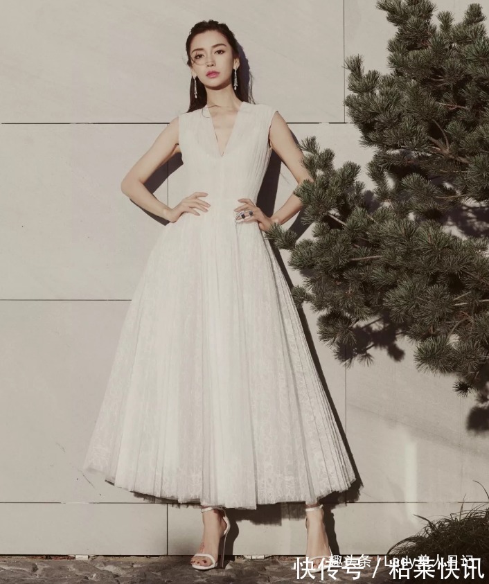 打开方式 说实话大部分人穿鞋子都很Low!满大街这3款难看的鞋子,扔掉