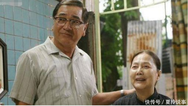 夏萍被女儿弃养,为二婚丈夫守寡24年,现82岁坐轮椅晚景凄凉