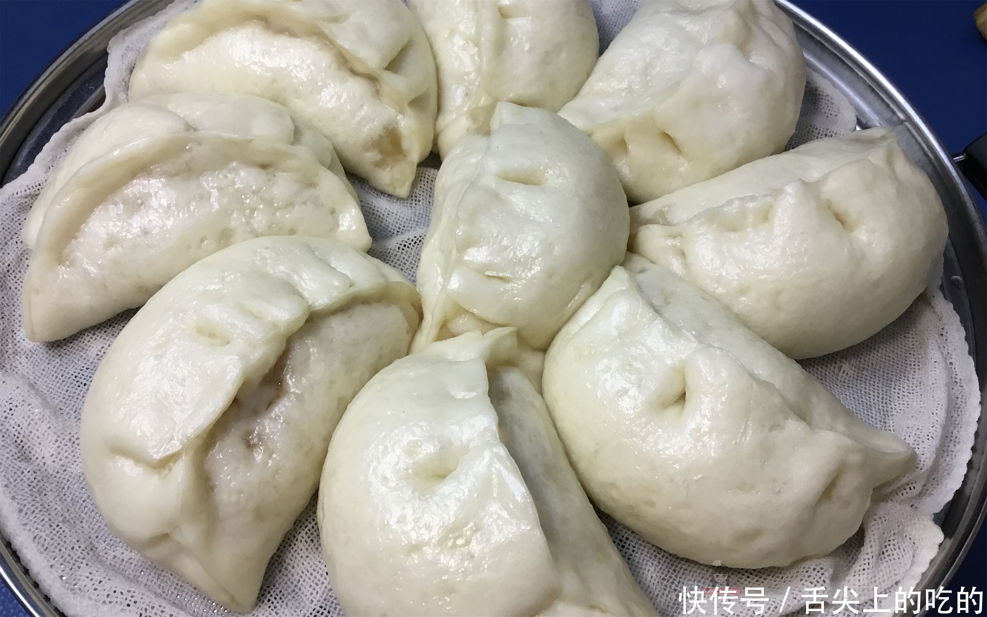 蒸饺|萝卜馅大蒸饺,难点和技巧详解,皮薄馅香又多汁,越吃越香