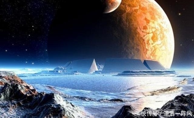 为什么说月球是中空的，月球到底是谁建造的？