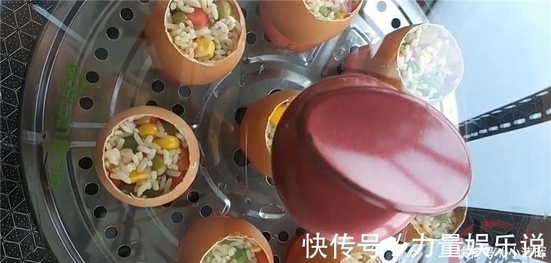 鸡蛋吃了25年，这做法还是第一次见，营养解馋，10个鸡蛋吃不够