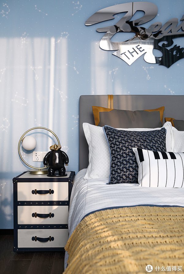 主卧|生活艺术家 篇十三：参观了他的家，我被中式风吸引了，玄关真的太“诗情画意”了