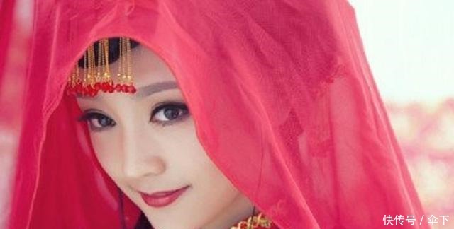 清朝富商遗孀出一对联,谁对上就嫁给谁,可惜无人能对上!