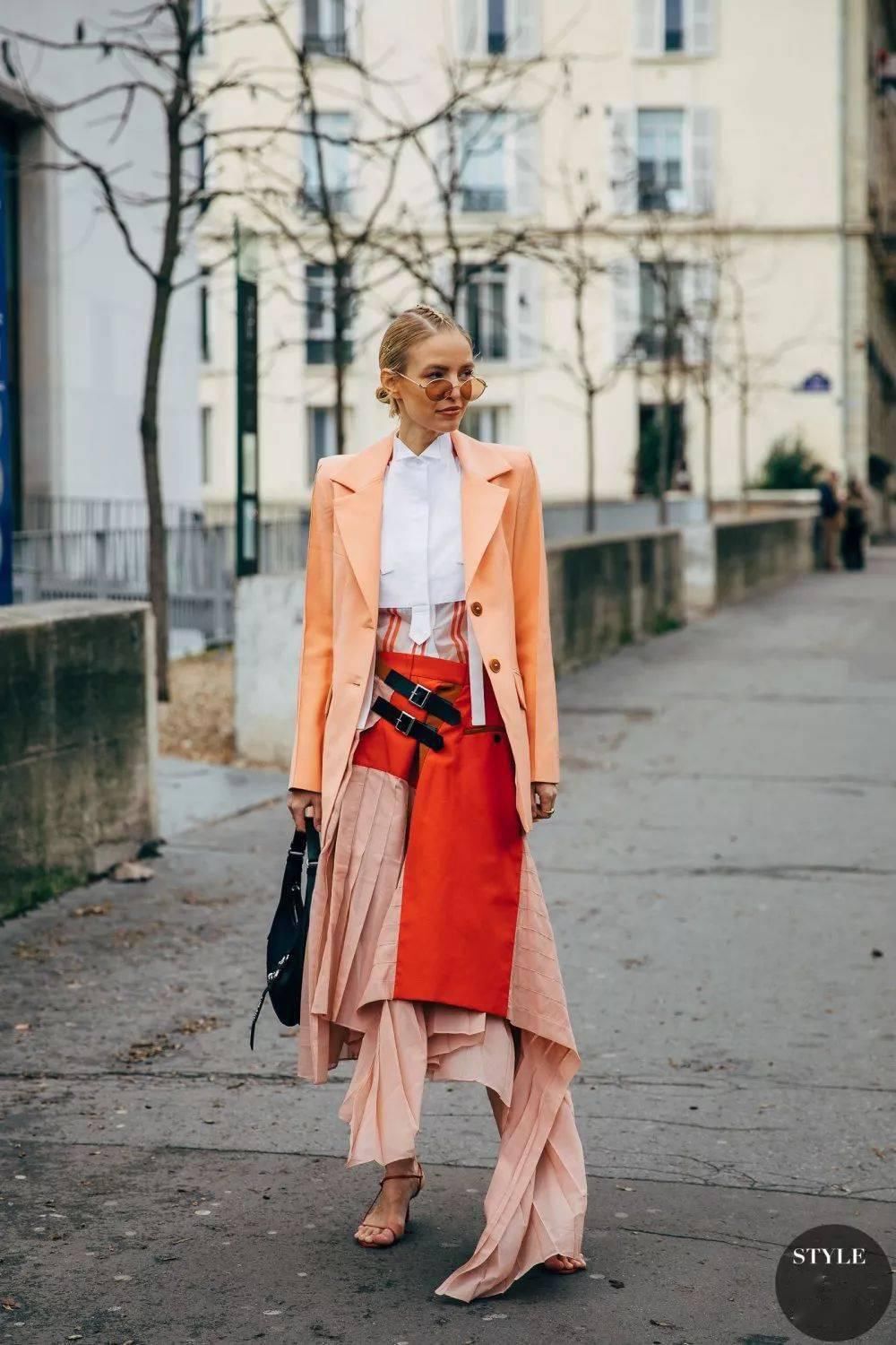  秋冬|“上短下长”秋冬最时髦就这么穿！