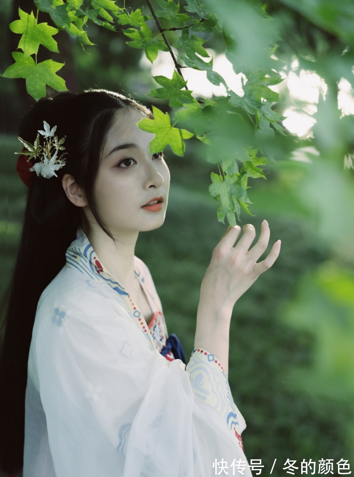 南枝&七绝·十四首丨回眸闲暮偏贪酒,醉了腹中诗几篇?