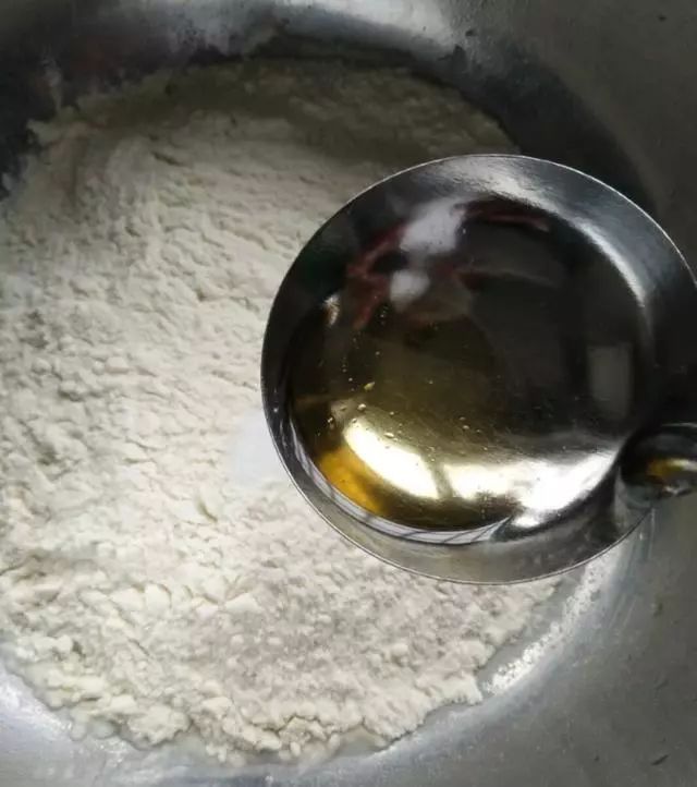 韭菜盒子最好吃的做法,口口留香吃不够!