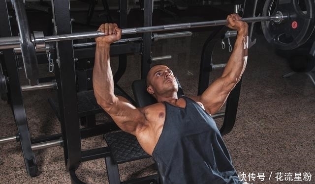 胸肌|练胸不是举重,怎样卧推让围度更大肌肉更厚?