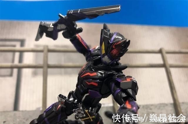 新规|假面骑士亚克蝎子，亚克零一装动赏析，新规造型纹理刻画清晰