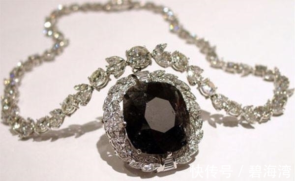 红宝石|全球10大最稀有的宝石,第一英国女王所有,第七被称为厄运之钻