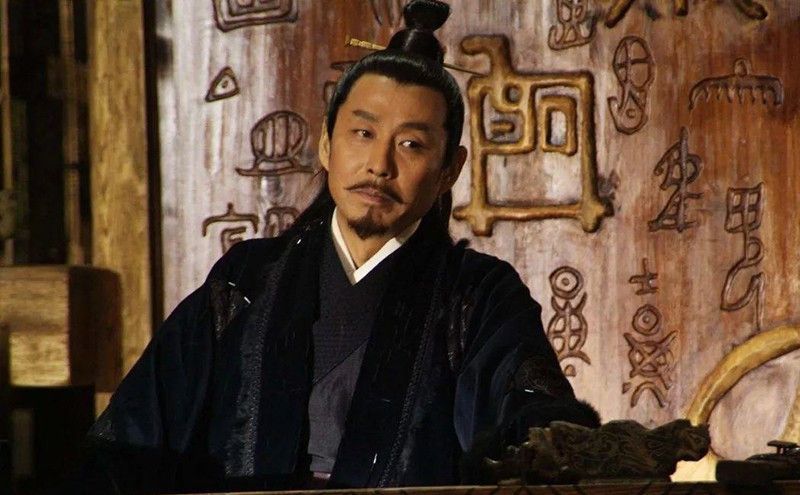 大亏&内心城府深的人,往往有三个特征,一看便知