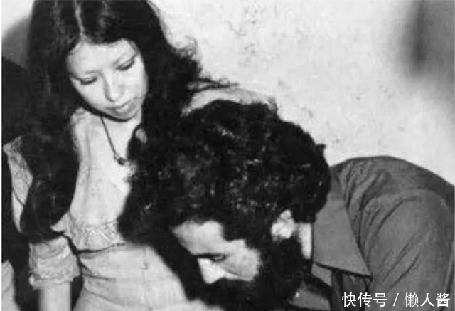 成都|三毛痛失恋人后,孤独游荡在成都街头,4个月后在医院用丝袜自缢