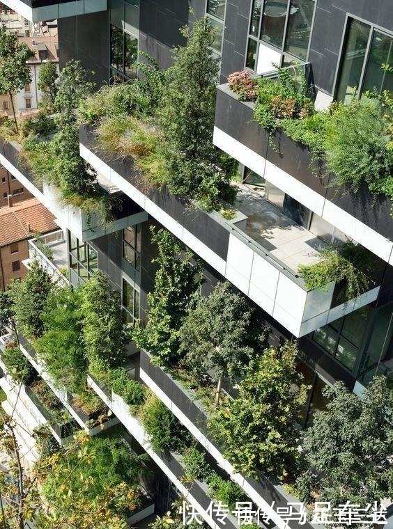 买房|以后买房看到这种错层阳台,别图新鲜入手,入住后就发现有多失望