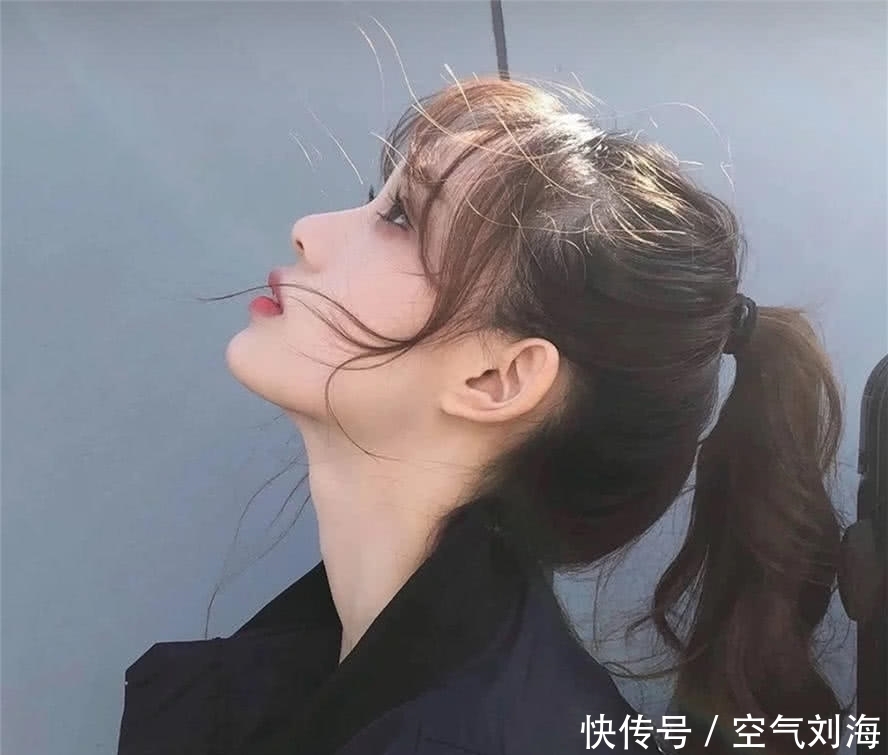 扎马尾总是不好看?尝试一下这4个小技巧,少女感十足出乎意料!