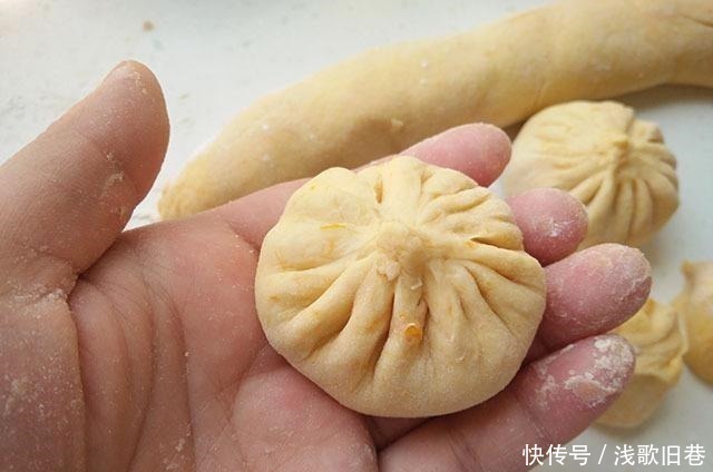 面皮|教你做家常小笼包,不用煮猪皮冻,皮薄汁多,学会再也不用去买了