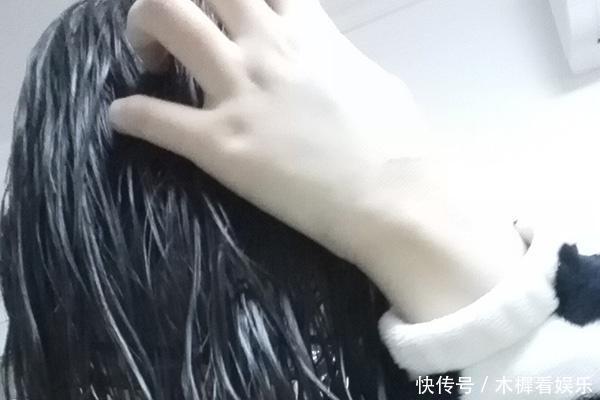 白头发|有三种人容易长白发，了解清楚后，变白的头发或能重新变黑