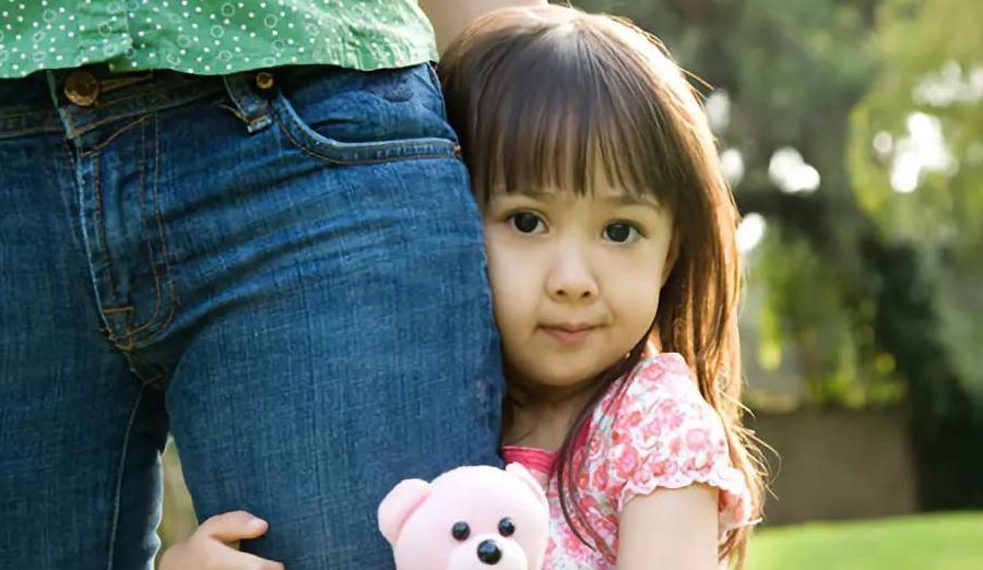 交际圈|孩子内向好还是外向好?想知道将来有没有大发展,只看两点就足够