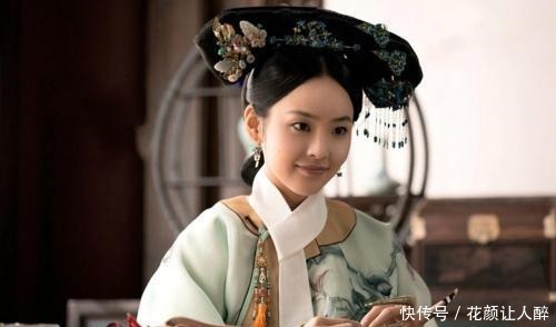 发疯|虐文为娶平妻,他把孕妻关进大牢,2年后看到三具枯骨,他发疯