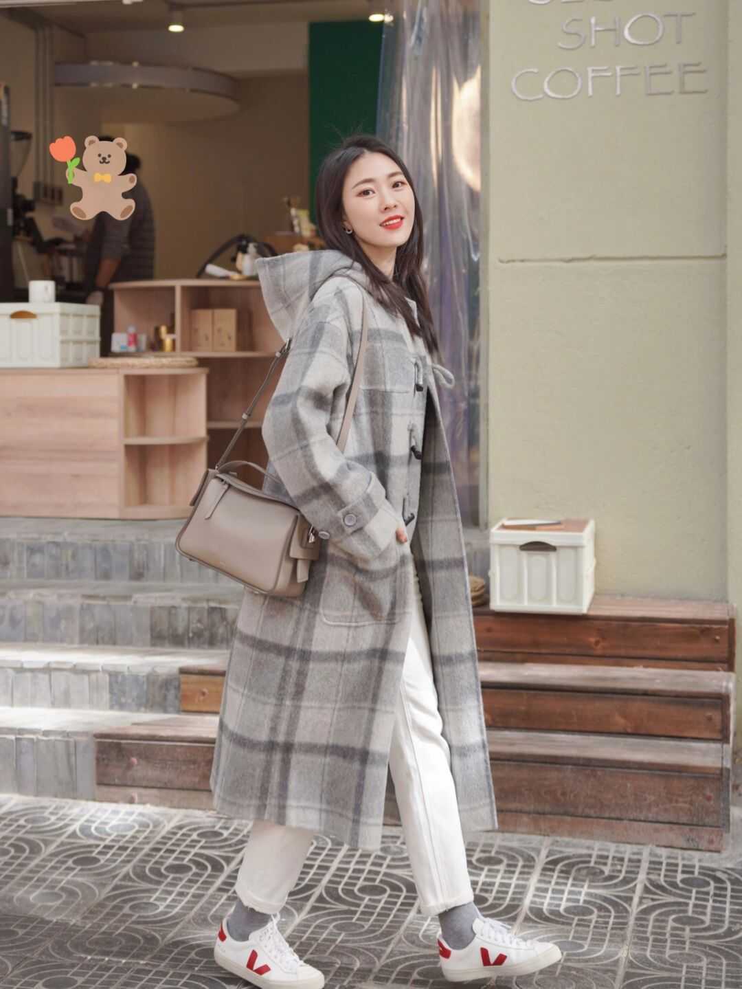 牛角扣 格纹大衣就选这四种配色,基础百搭不过时,让你美出新高度