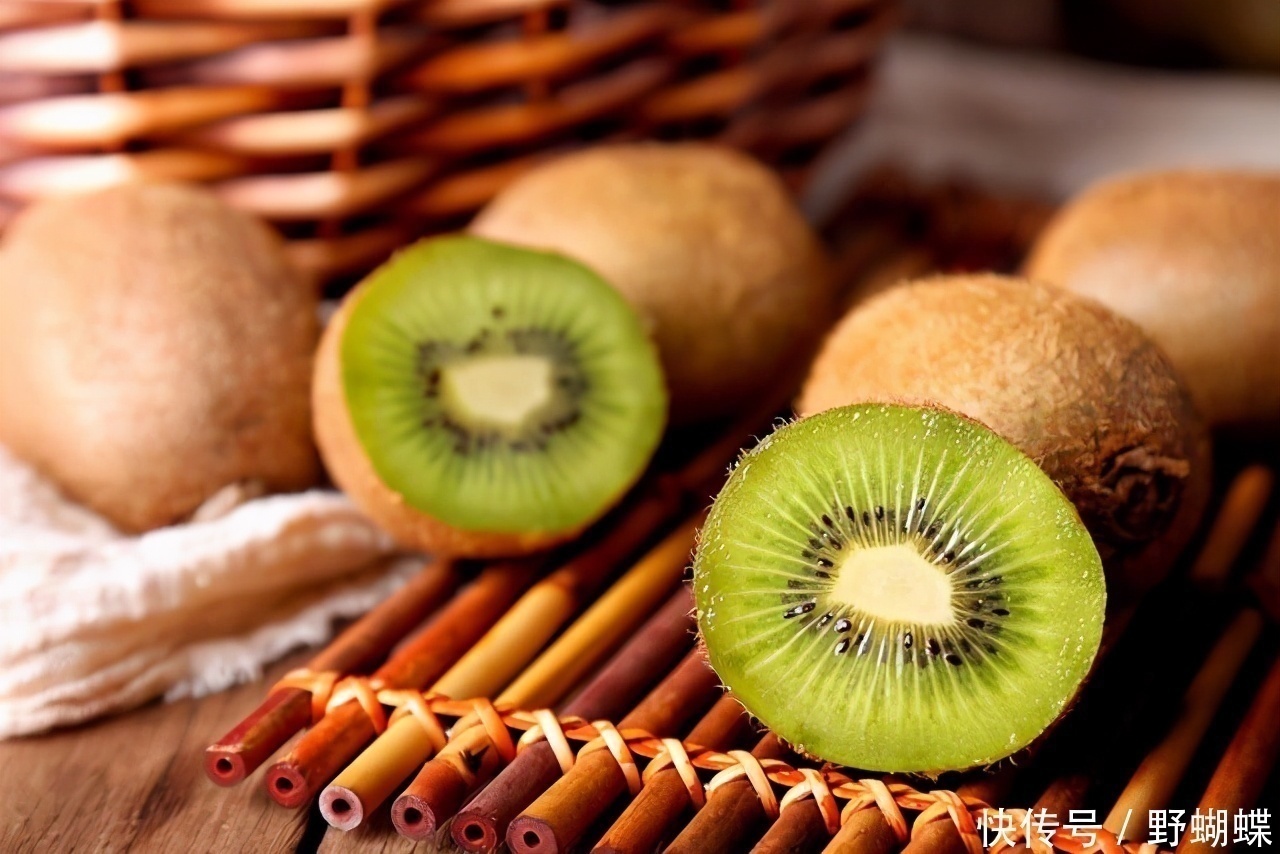 母亲|10岁小男孩,查出肾癌,医生得知原因,怒斥家长:不配做父母