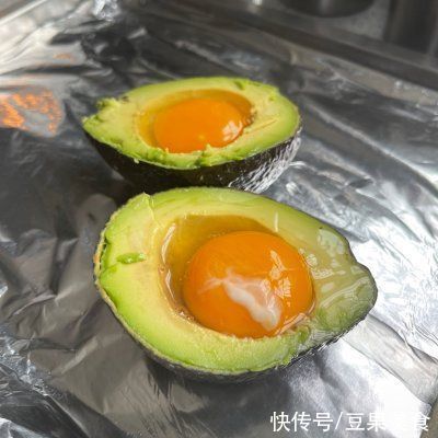 牛油果|牛油果蛋塔开放日不入味？学我这样做，鲜香可口