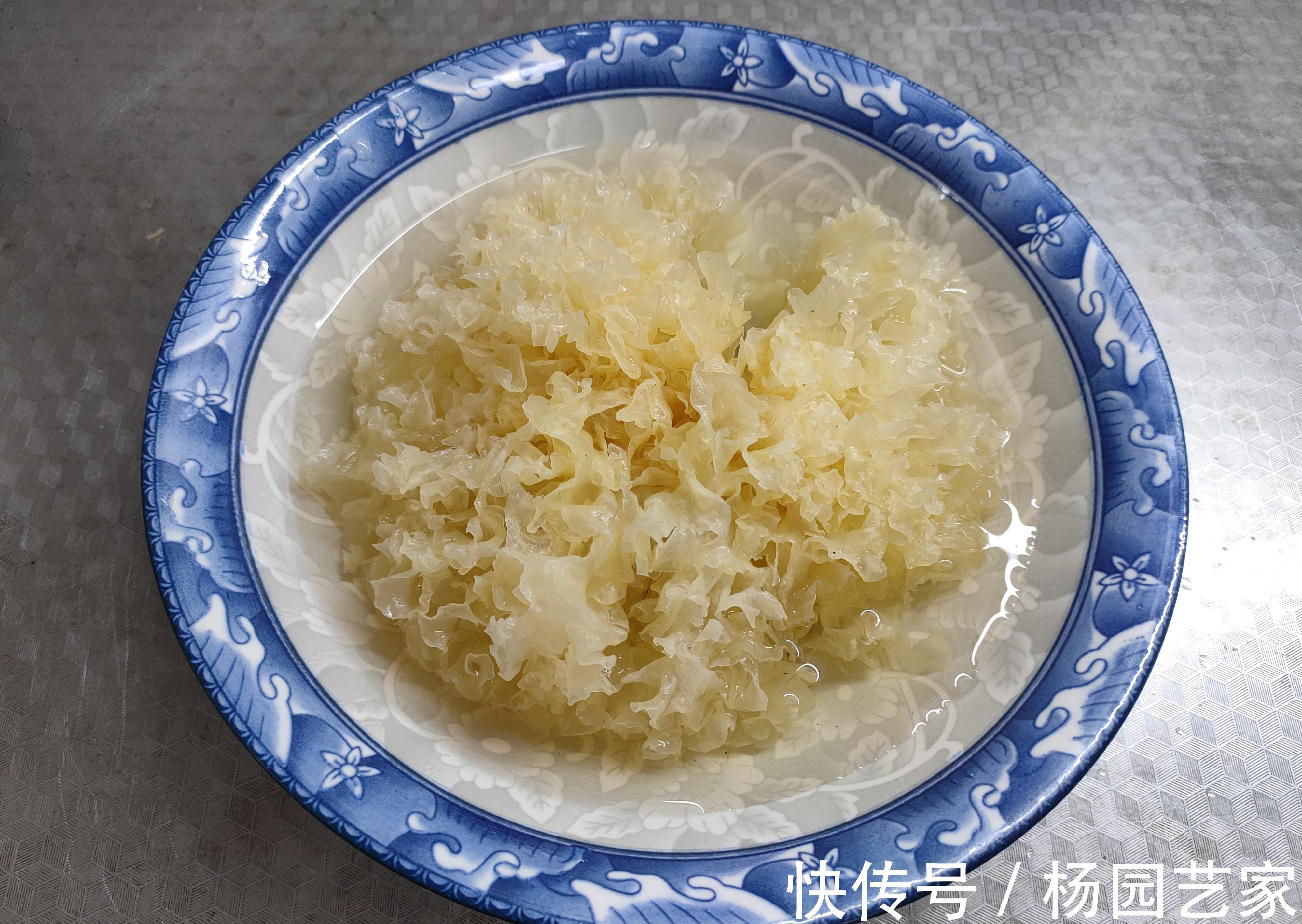 食物|初秋，3样白色食物一起放入高压锅，出锅香气四溢，滋润去燥