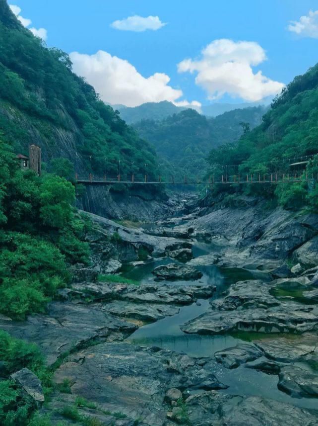 景色|叫板川藏线、美过香格里拉，这条皖西马丁公路，藏尽美景，却少有人知