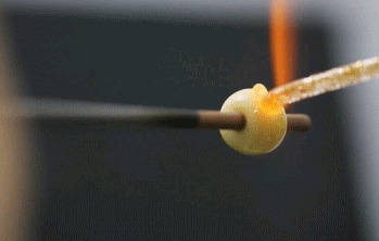 玻璃珠#他在玻璃中作画,将微小世界的美展现得淋漓尽致!