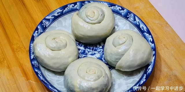 和面时,为什么要加入植物油做了30年面食的丈母娘有4个原因
