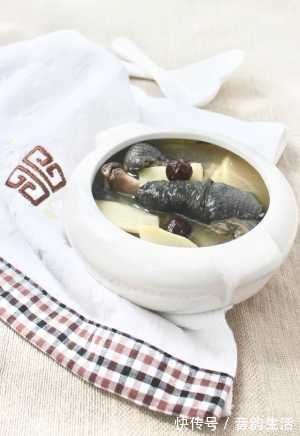 汤鲜肉香|炖鸡汤要不要加料酒？选好食材，掌握好“3步法”，汤鲜肉香不柴